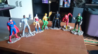 Superman justice league statue