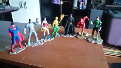 Superman justice league statue, View more