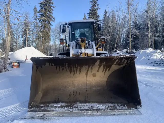 Snow Removal Loaders & Skidsteer’s for rent in Snow Removal & Property Maintenance in Strathcona County - Image 4