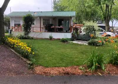 Roulotte 12 x 34, au Camping Mon Repos, View more