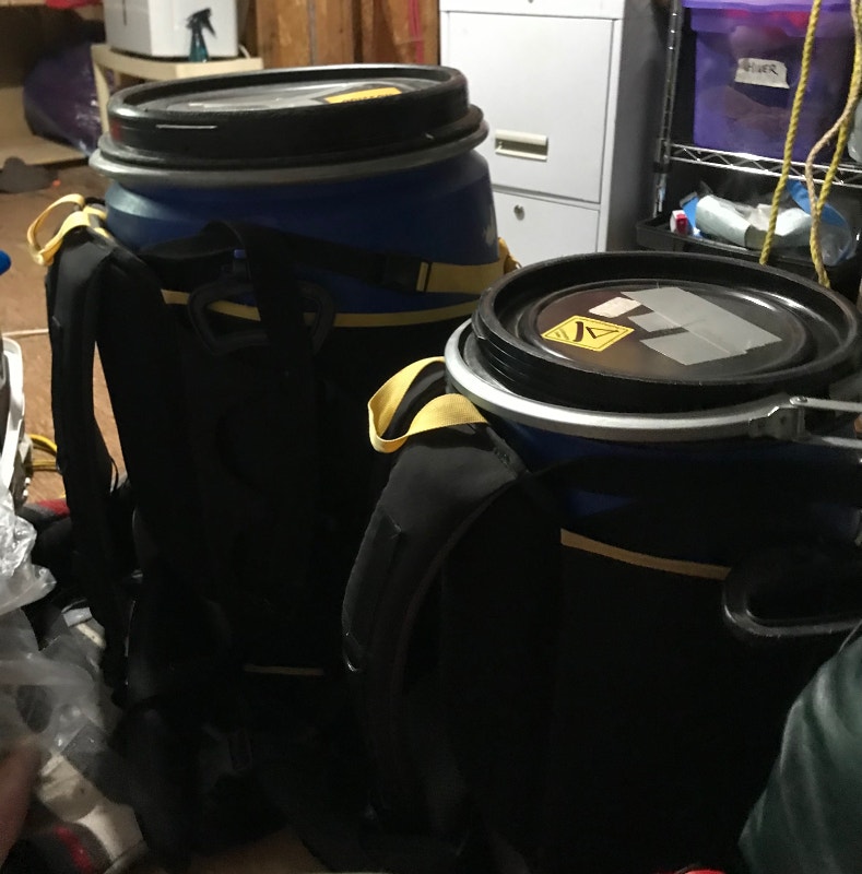 Vendus Canoë barrels with harness Canoes, Kayaks & Paddles Gatineau Kijiji