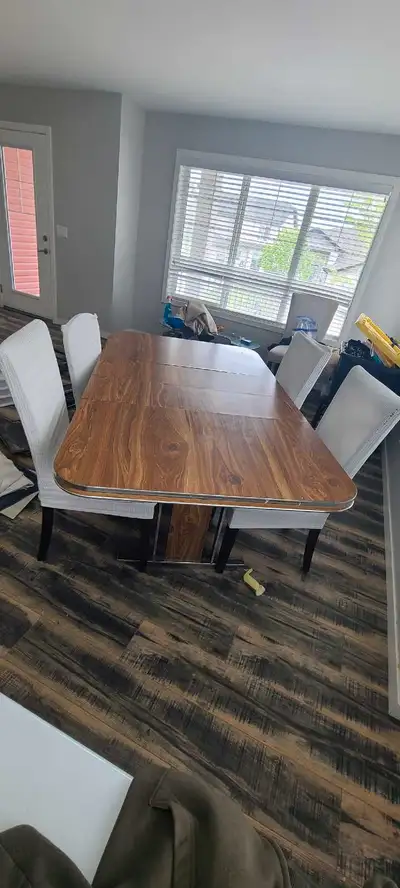 Dining table 4 chair