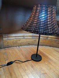 Table lamp