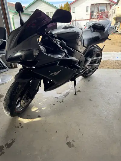 Hey there! Looking to sell my 2007 Yamaha R1. Bought it last year, went through it this winter with...