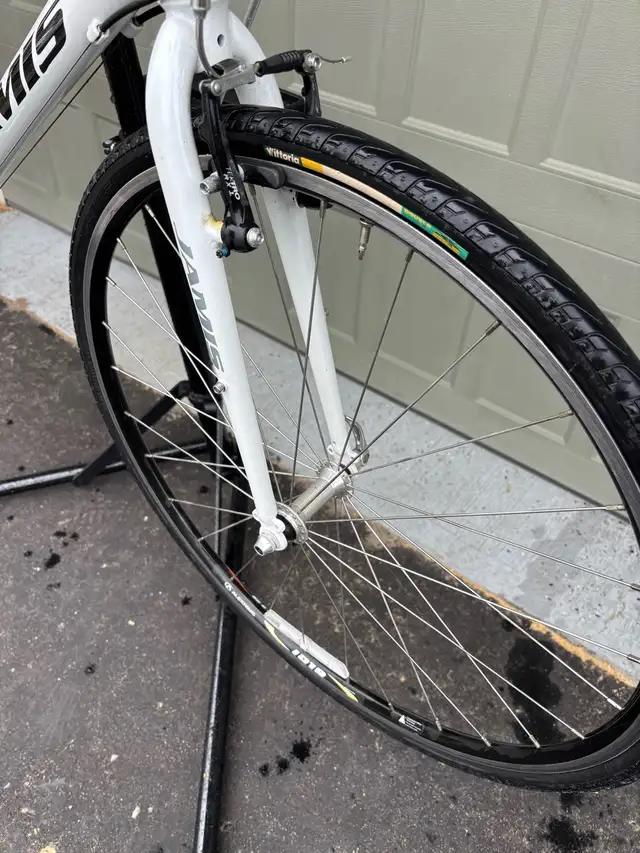 Jamis 18” (small) road bike in Road in Ottawa - Image 7