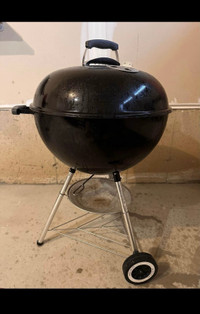 Weber Original 22-In Charcoal Kettle BBQ Grill