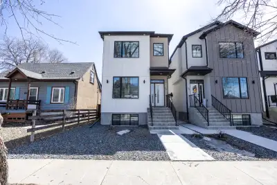 Spacious 3BR Main/Lower Duplex in Glenwood – Available July 1st! Pet Friendly | 1,536 Sq. Ft. | Priv...