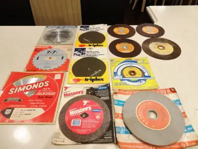 Selling 9 Cut Saw Blade Discs & 3 Circular Wood Saw Blade Discs, View more