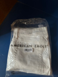 Men’s American eagle ripped jeans.
