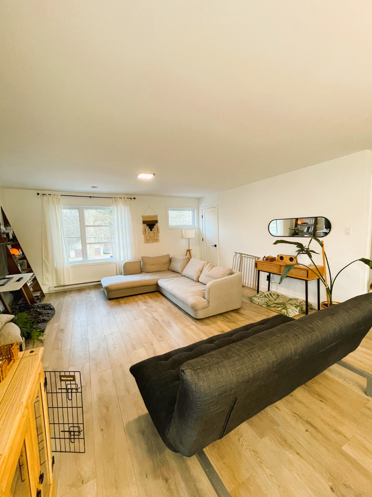 Appartement 4 1/2 à louer dans un triplex à Waterloo — photo 2