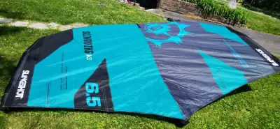 Cause renouvellement; Vds Wing Slingshot Slingwing V3 6.5m . Très bon état. Prix= 490$ ferme