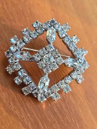 Glam Sparkly Pronged Rhinestone Brooch, View more
