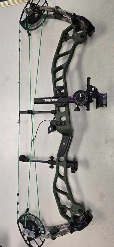PSE NOCK ON EVO NTN 33 COMPOUND BOW***, View more