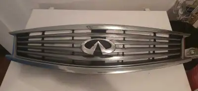 Upper and lower front grill for Infiniti $50 each
