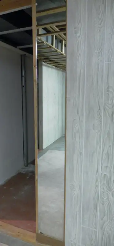 wall mirror in Home Décor & Accents in Ottawa - Image 3