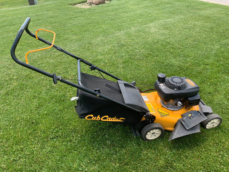Cub cadet push mower with a Honda motor. Cc500h look, used for sale  