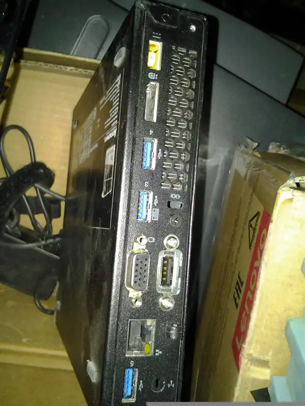 Lenovo M93P SFF Core i5-4570 8GB RAM 128GB SSD OR 500G MAGNETIC in Desktop Computers in City of Montréal - Image 5