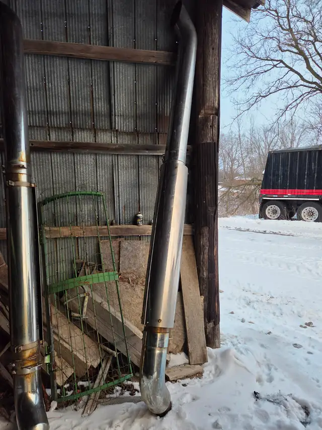 Peterbilt 379  7 INCH Straight pipes in Heavy Trucks in Brantford - Image 5