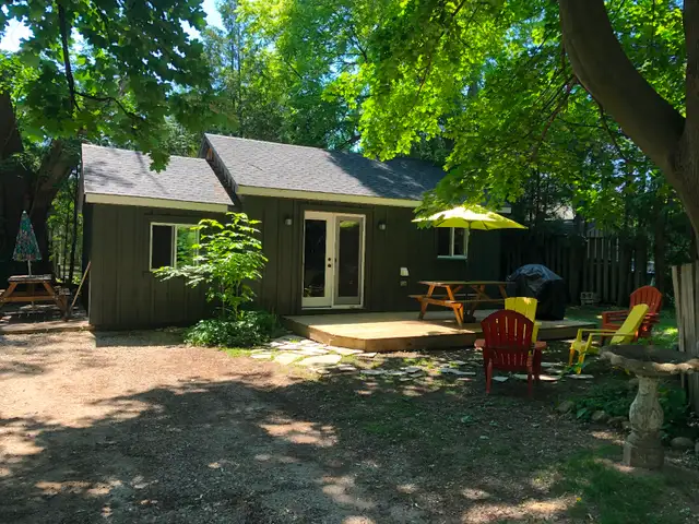 Cozy Two Bedroom in Bayfield Ontario
