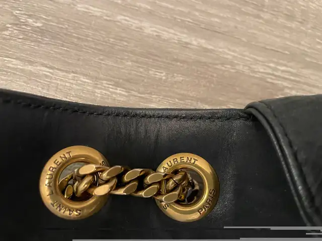 YSL Saint Laurent authentic bag ：Price not negotiable in Women's - Bags & Wallets in City of Toronto - Image 7