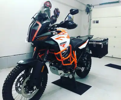 Bikes ready to go where ever you can ride it. Bought it new from riverside in jan 2019. Has touratec...