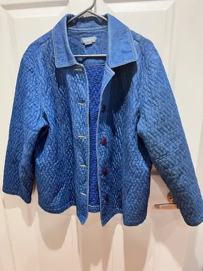 In good condition. Size xl. Pickup Finch & McCowan
