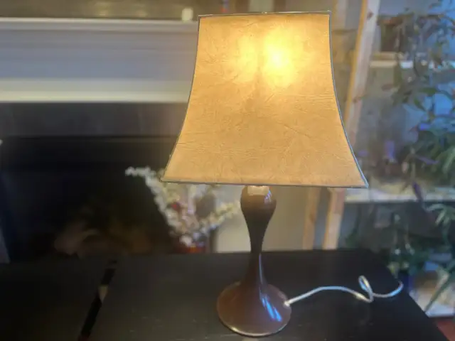 2 table lamps  in Indoor Lighting & Fans in Edmonton - Image 7
