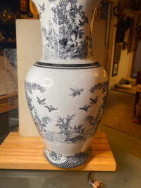 Chinese Black and White Vase