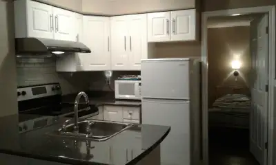one bedroom basement suite for rent-Utilities included!