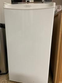 Réfrigérateur compact Danby