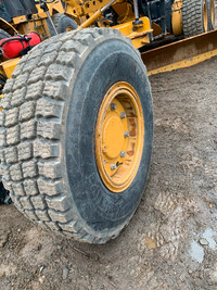 17.5-25 Michelin grader loader tire