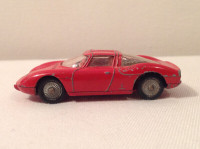 HUSKY FERRARI BERLINETTA 250 GT DIE CAST CAR (1960's)