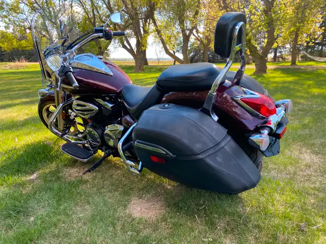 2009 Yamaha 950 V Star in Street, Cruisers & Choppers in Edmonton - Image 6