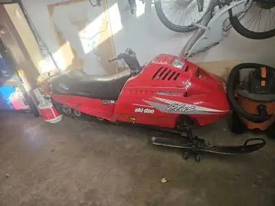 91 ski doo formula plus in decent shape. Could use some new skis and carb clean. Asking $1050obo. Lo...