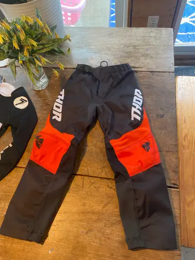 pantalon motocross Thor enfant 6 ans, View more