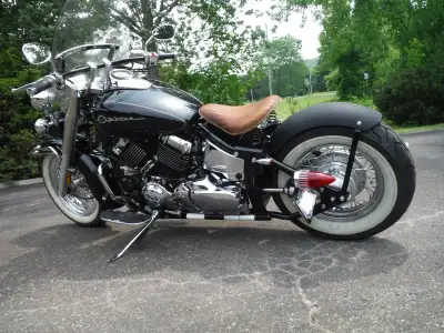 Yahmaha 650 Vstar classic bobber, year 2000 , 35000 km…well maintained, spotless…ready to ride….mess...