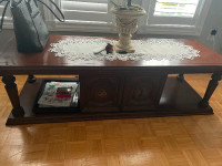 Wood coffee table with 2 side tables