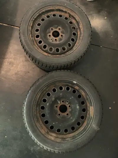 Bridgestone blizzak winter tires came off my 2018 Honda Civic, only two tires and rims. 215/50R17 st...