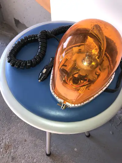 Amber car rotating light with roof magnets . Posted in vehicle parts, tires, accessories, other part...