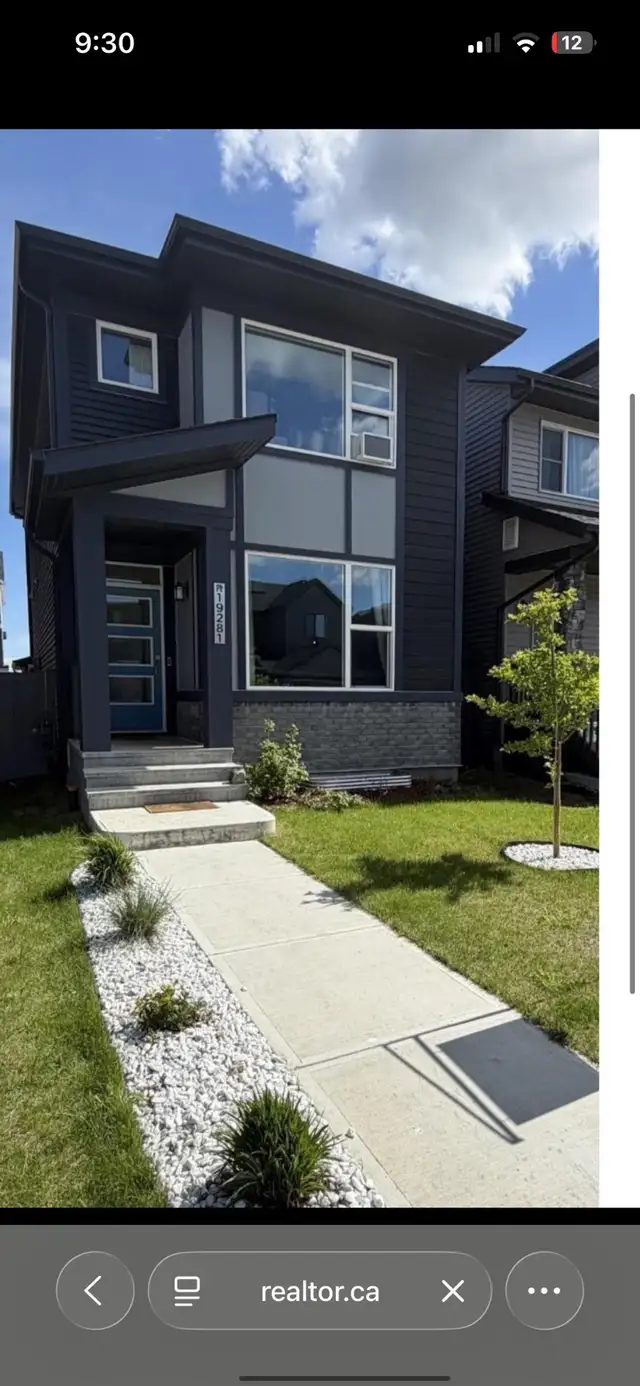 Move-In Ready Home in Rivers Edge!