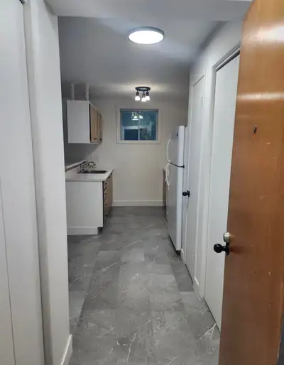 Cession de bail de mon appartement 3 1/2 (955$) à Lévis. Je déménage à 2h de route pour le travail....