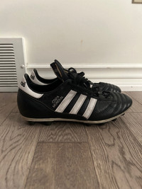 Size 6 Adidas Copa Mundial (slightly worn)