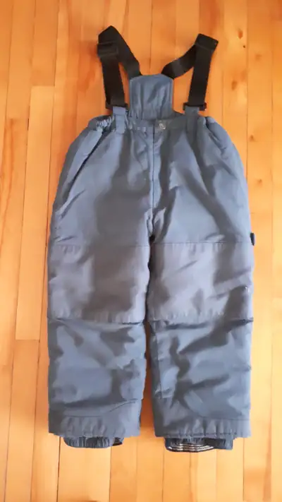 PANTALON D'HIVER POUR ENFANT DE MARQUE: "PELUCHE ET TARTINE " GRANDEUR : 3-4 ANS COMME NEUF VOIR MES...
