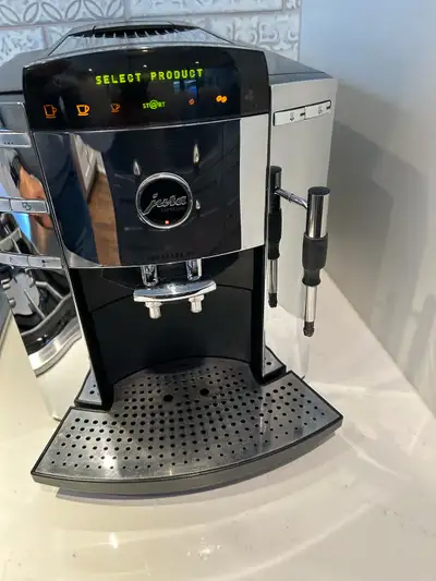 Jura Capresso Impressa F9, View more