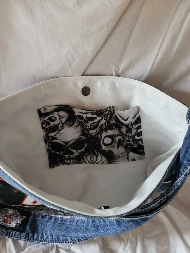 Handmade HD purse in Women's - Bags & Wallets in Sudbury - Image 4