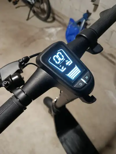 Fucare HU3 Pro Scooter - Seated **Long Range**, View more