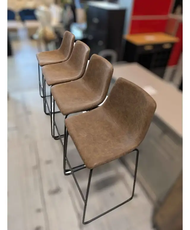 Vintage PU Leather Counter Bar Stools with Footrest in Chairs & Recliners in Markham / York Region - Image 4