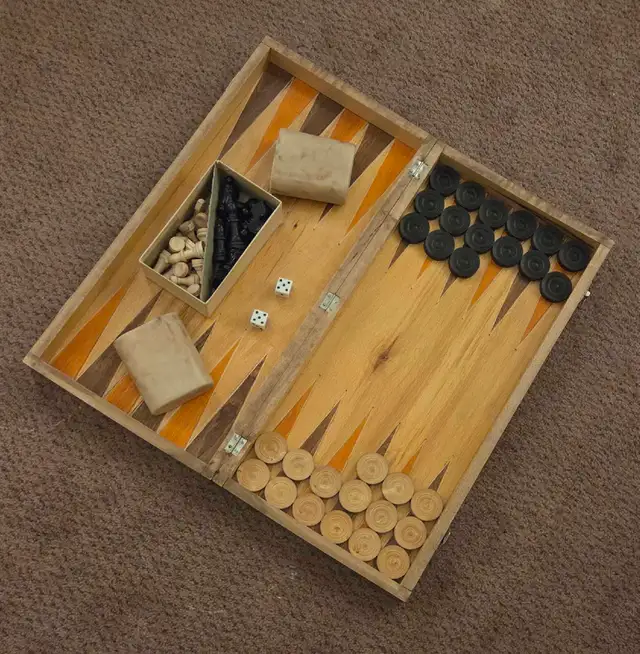 Vintage Thorness inlaid wooden multi-game board in Toys & Games in City of Toronto - Image 2