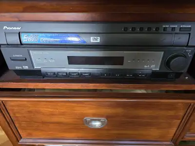 Pioneer 400 w amp/recever with 5 speakers and subwoofer, View more
