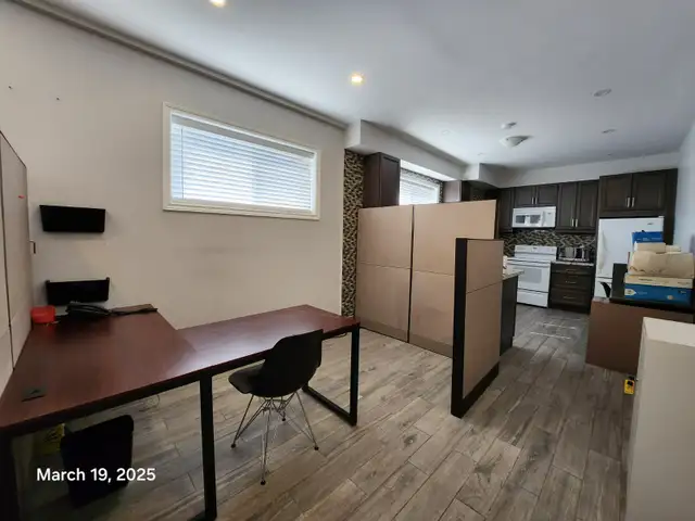 OMVIC Approved office space with 3 parking for lease in Commercial & Office Space for Rent in Oshawa / Durham Region - Image 5